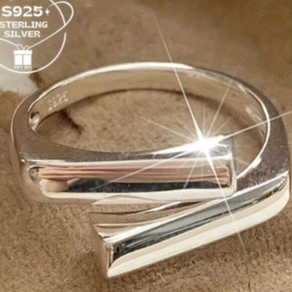 Bold Statement 925 Silver Women's Open Ring - Picture 1 of 6
